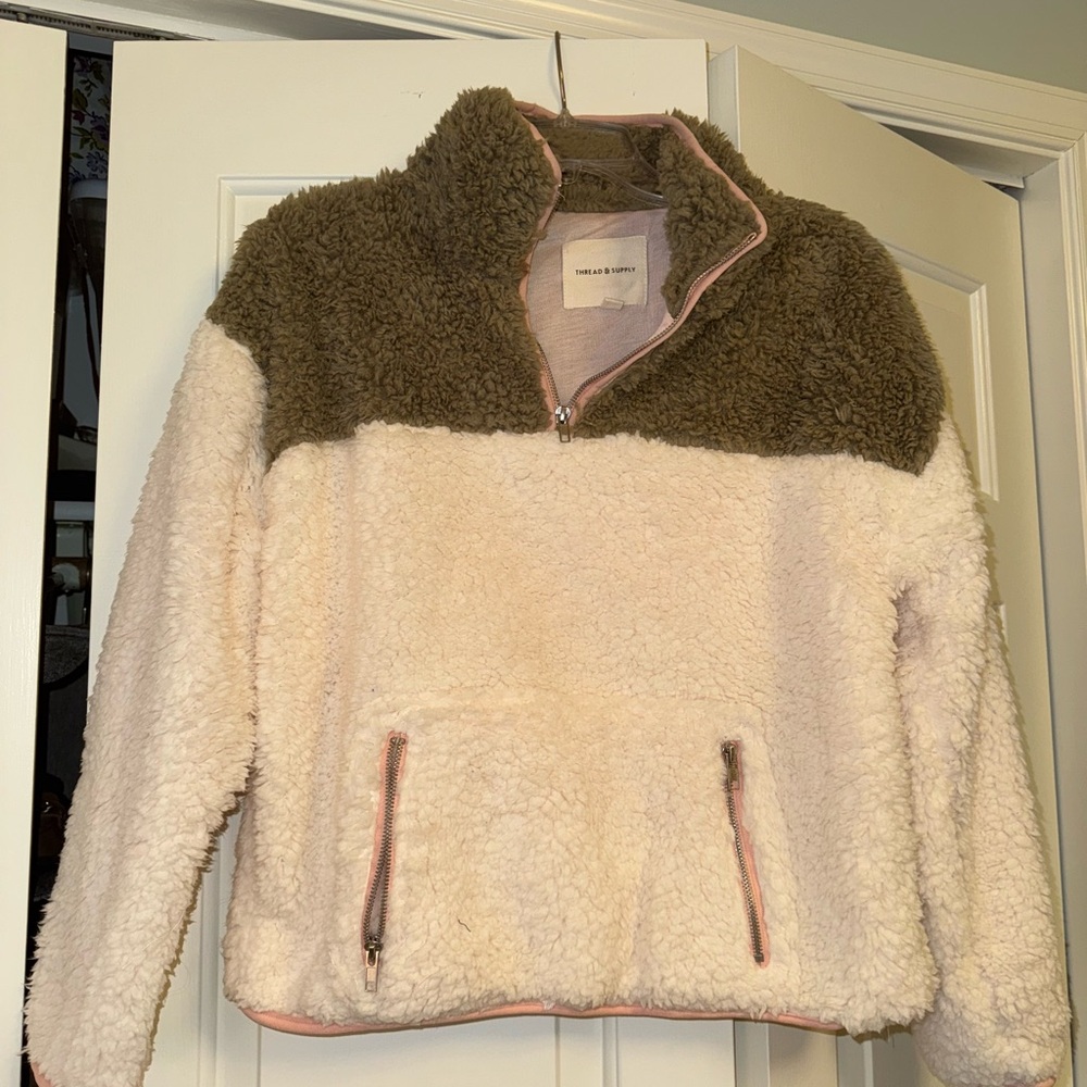 Sherpa Fleece Pullover - Olive and Cream